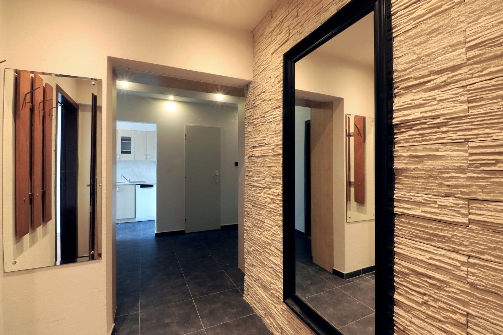 3 bedroom flat to rent, 82 m², Platónova, Prague, Prague 3 bedroom flat to rent, 82 m², Platónova, Prague, Prague