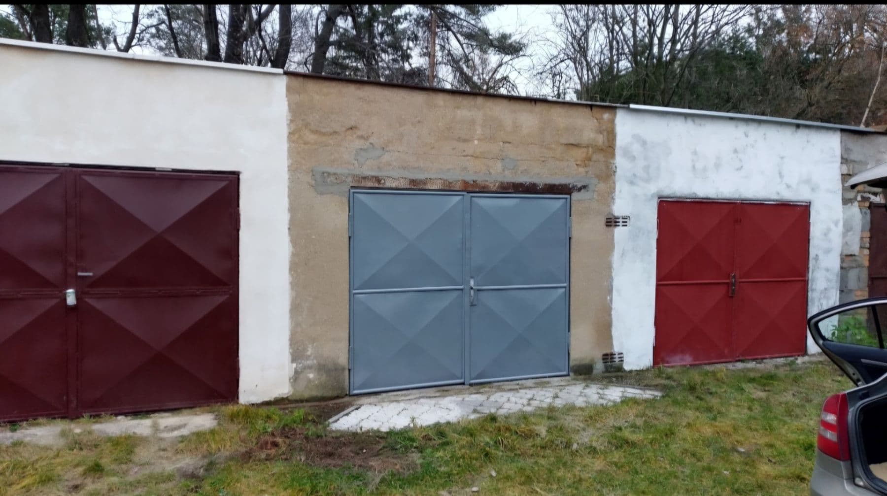 garage to rent, 21 m², Buštěhrad, Středočeský Region garage to rent, 21 m², Buštěhrad, Středočeský Region