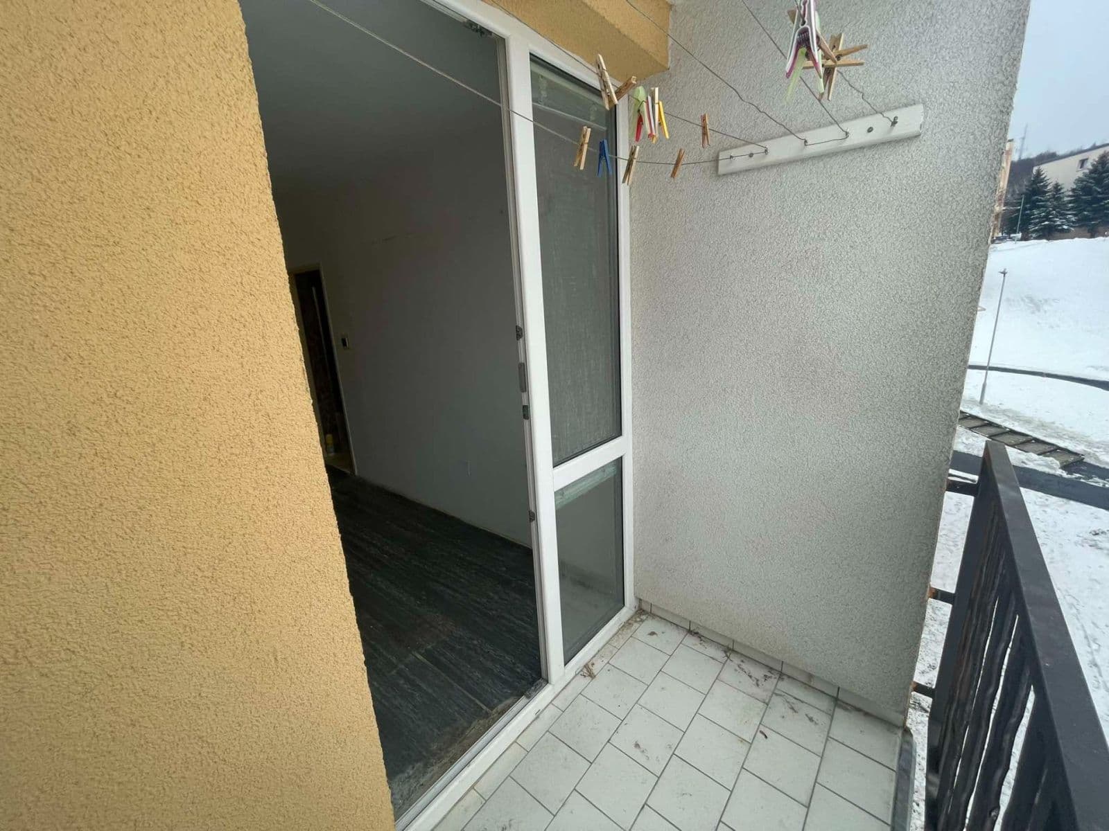 3 bedroom with open-plan kitchen flat to rent, 64 m², J. A. Komenského, Meziboří, Ústecký Region 3 bedroom with open-plan kitchen flat to rent, 64 m², J. A. Komenského, Meziboří, Ústecký Region