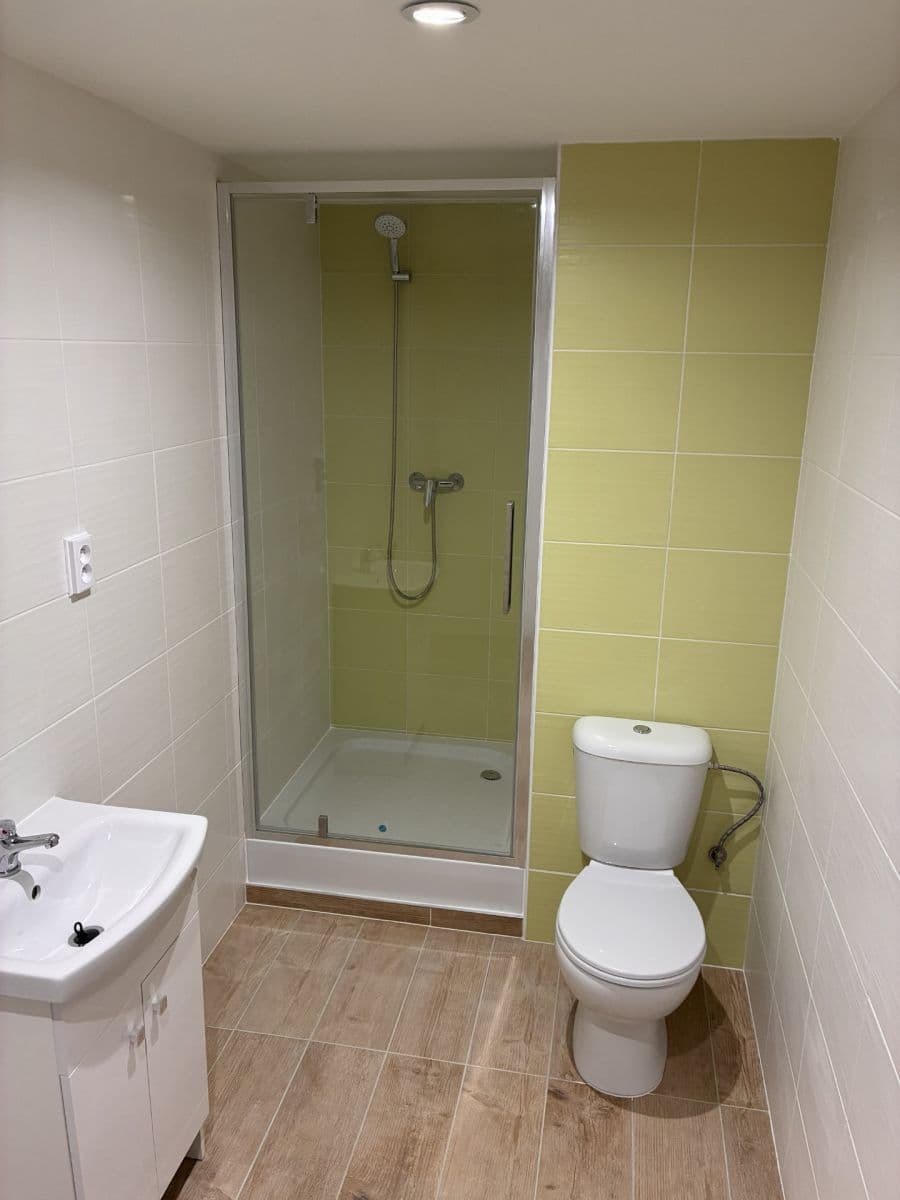 3 bedroom with open-plan kitchen flat to rent, 64 m², J. A. Komenského, Meziboří, Ústecký Region 3 bedroom with open-plan kitchen flat to rent, 64 m², J. A. Komenského, Meziboří, Ústecký Region