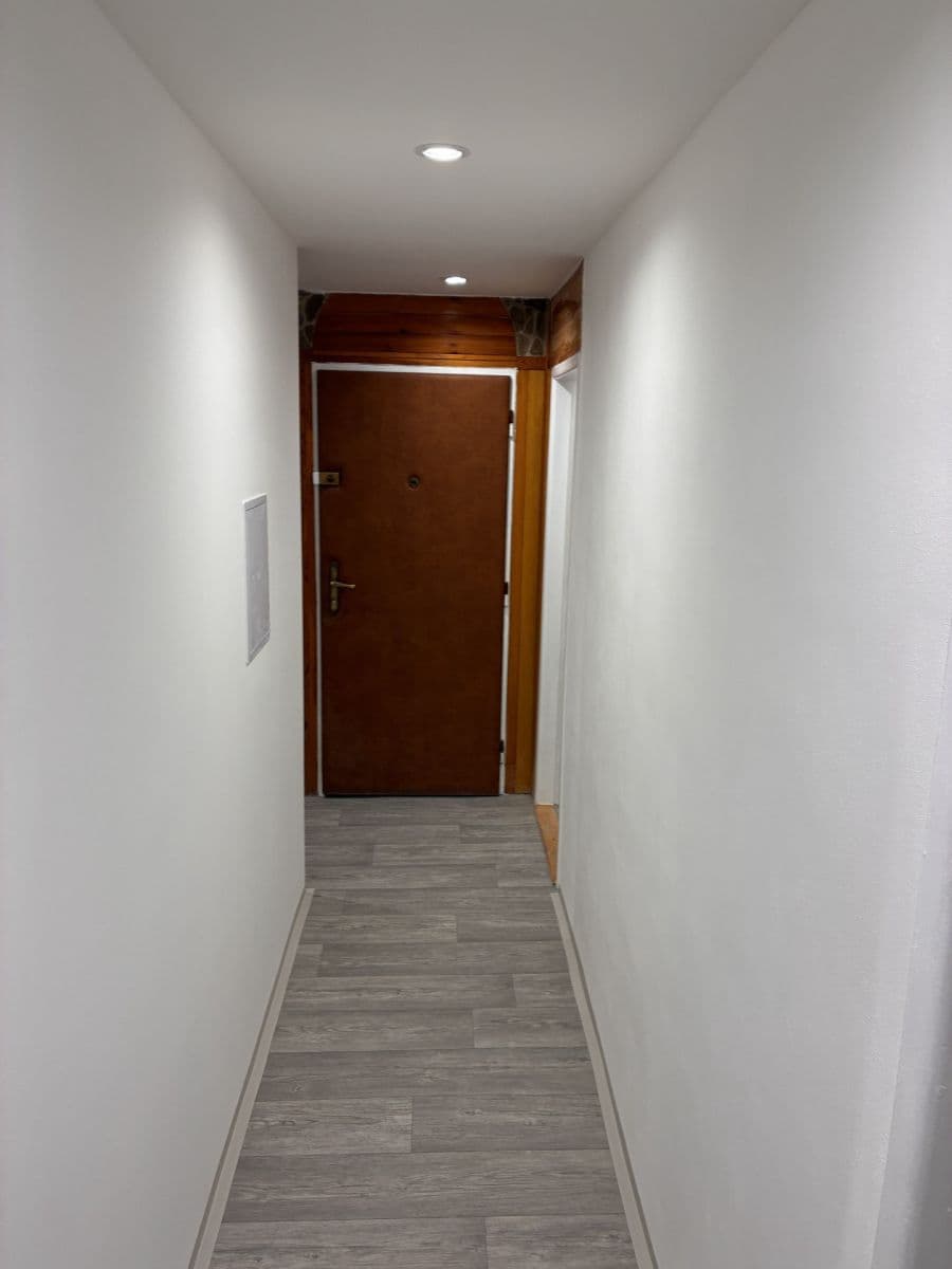 3 bedroom with open-plan kitchen flat to rent, 64 m², J. A. Komenského, Meziboří, Ústecký Region 3 bedroom with open-plan kitchen flat to rent, 64 m², J. A. Komenského, Meziboří, Ústecký Region