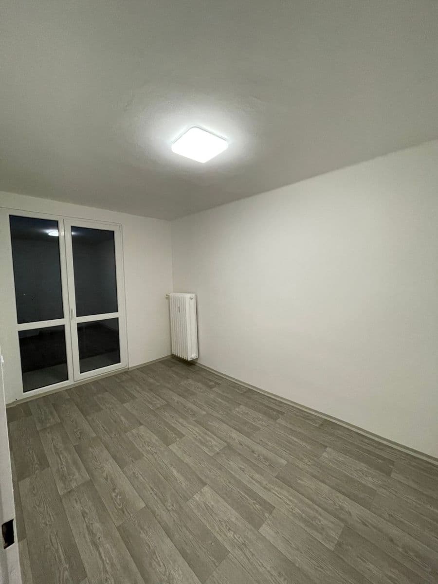 3 bedroom with open-plan kitchen flat to rent, 64 m², J. A. Komenského, Meziboří, Ústecký Region 3 bedroom with open-plan kitchen flat to rent, 64 m², J. A. Komenského, Meziboří, Ústecký Region