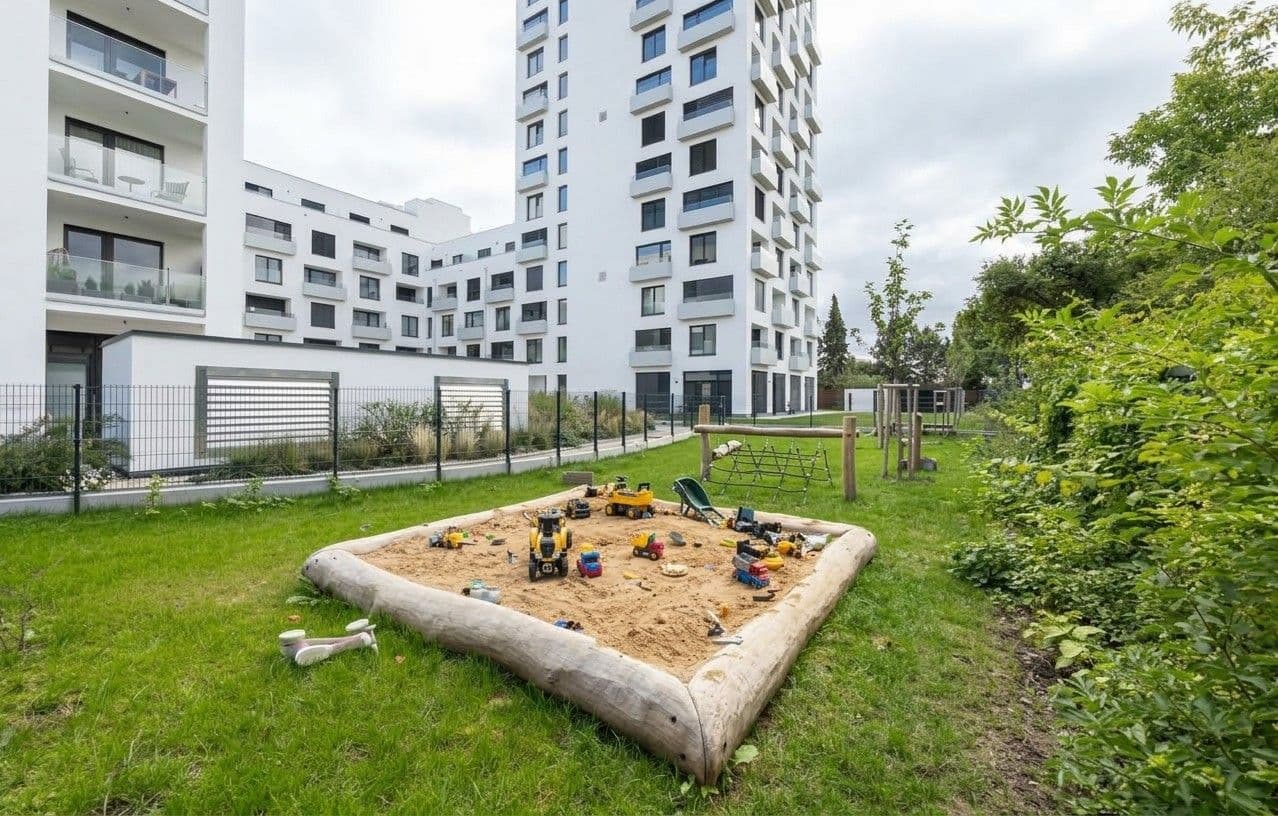 Studio flat to rent, 35 m², třída Generála Píky, Brno, Jihomoravský Region Studio flat to rent, 35 m², třída Generála Píky, Brno, Jihomoravský Region