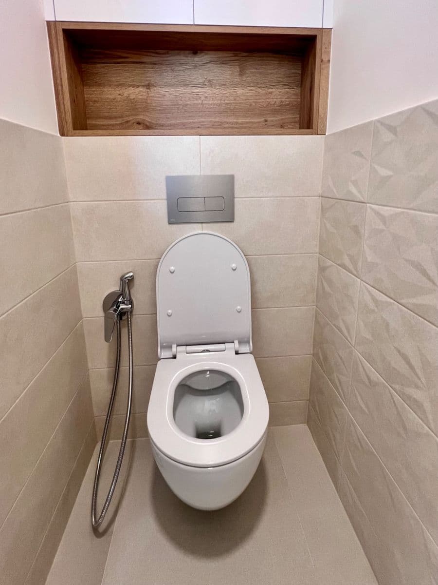 1 bedroom with open-plan kitchen flat to rent, 53 m², U Plynárny, Prague, Prague 1 bedroom with open-plan kitchen flat to rent, 53 m², U Plynárny, Prague, Prague
