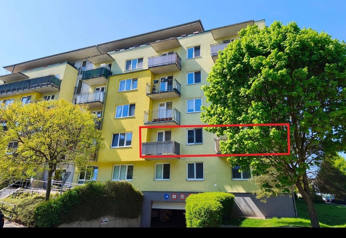 2 bedroom with open-plan kitchen flat for sale, 96 m², Blachutova, Prague, Prague 2 bedroom with open-plan kitchen flat for sale, 96 m², Blachutova, Prague, Prague