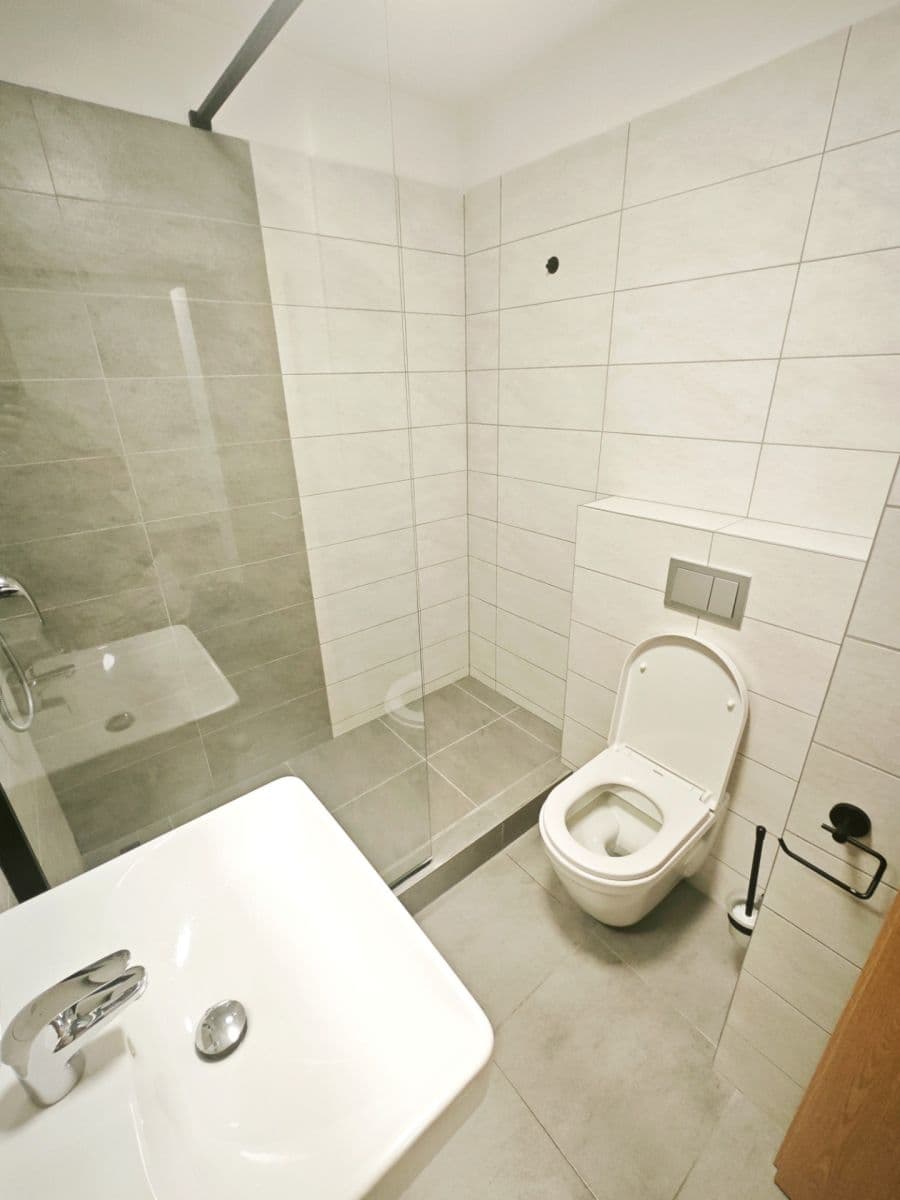 Studio flat to rent, 34 m², V Závětří, Prague, Prague Studio flat to rent, 34 m², V Závětří, Prague, Prague