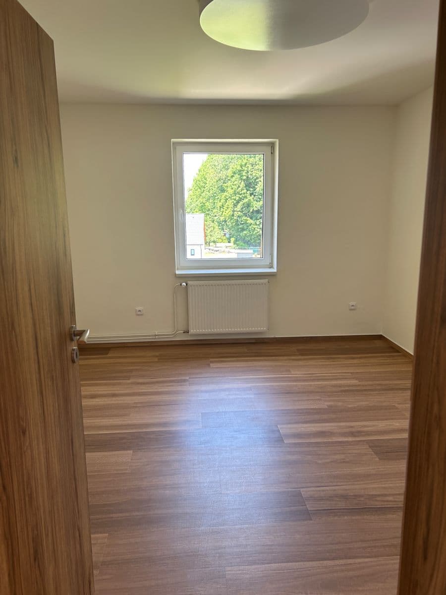 2 bedroom with open-plan kitchen flat to rent, 81 m², Krucemburk, Vysočina Region 2 bedroom with open-plan kitchen flat to rent, 81 m², Krucemburk, Vysočina Region