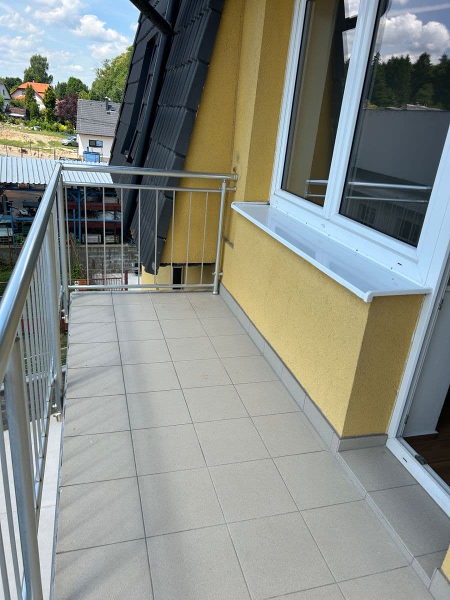 2 bedroom with open-plan kitchen flat to rent, 81 m², Krucemburk, Vysočina Region 2 bedroom with open-plan kitchen flat to rent, 81 m², Krucemburk, Vysočina Region
