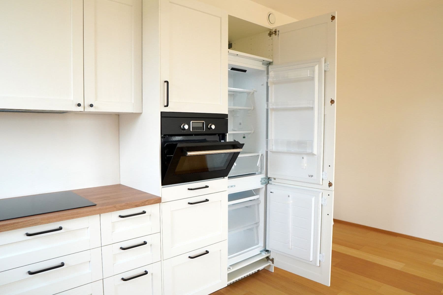 Studio flat to rent, 43 m², V Třešňovce, Prague, Prague Studio flat to rent, 43 m², V Třešňovce, Prague, Prague