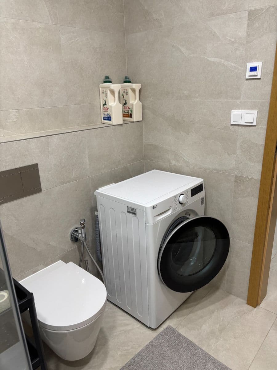 Studio flat to rent, 33 m², Vladimíra Kobranova, Prague, Prague Studio flat to rent, 33 m², Vladimíra Kobranova, Prague, Prague