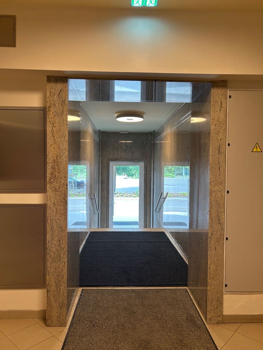 2 bedroom with open-plan kitchen flat to rent, 93 m², Krucemburk, Vysočina Region 2 bedroom with open-plan kitchen flat to rent, 93 m², Krucemburk, Vysočina Region