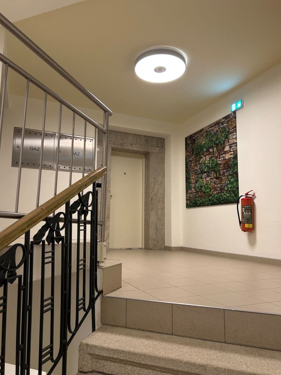 2 bedroom with open-plan kitchen flat to rent, 93 m², Krucemburk, Vysočina Region 2 bedroom with open-plan kitchen flat to rent, 93 m², Krucemburk, Vysočina Region