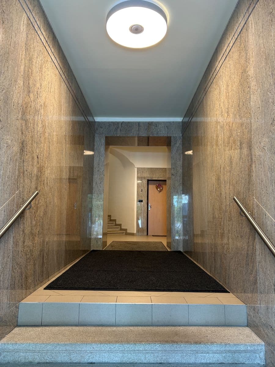 2 bedroom with open-plan kitchen flat to rent, 93 m², Krucemburk, Vysočina Region 2 bedroom with open-plan kitchen flat to rent, 93 m², Krucemburk, Vysočina Region