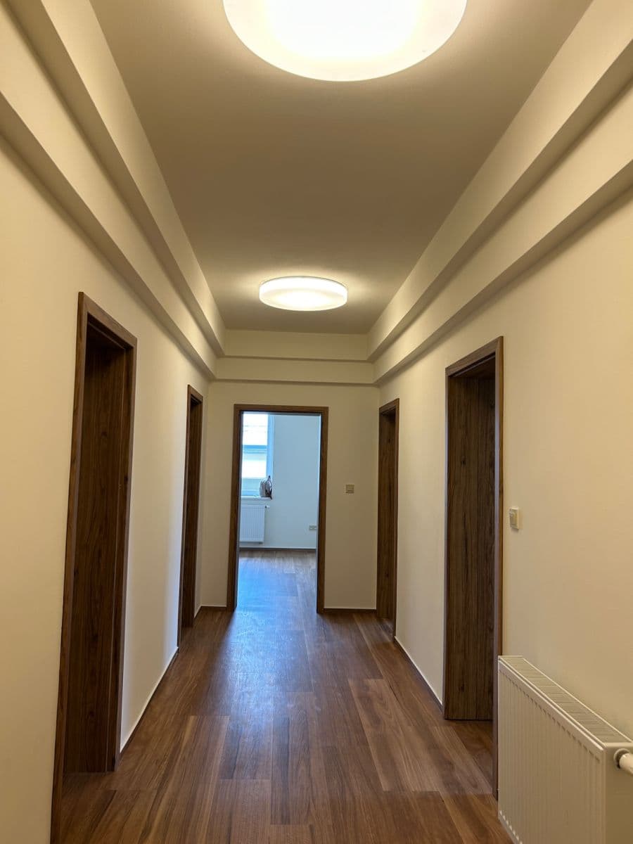 2 bedroom with open-plan kitchen flat to rent, 79 m², Krucemburk, Vysočina Region 2 bedroom with open-plan kitchen flat to rent, 79 m², Krucemburk, Vysočina Region