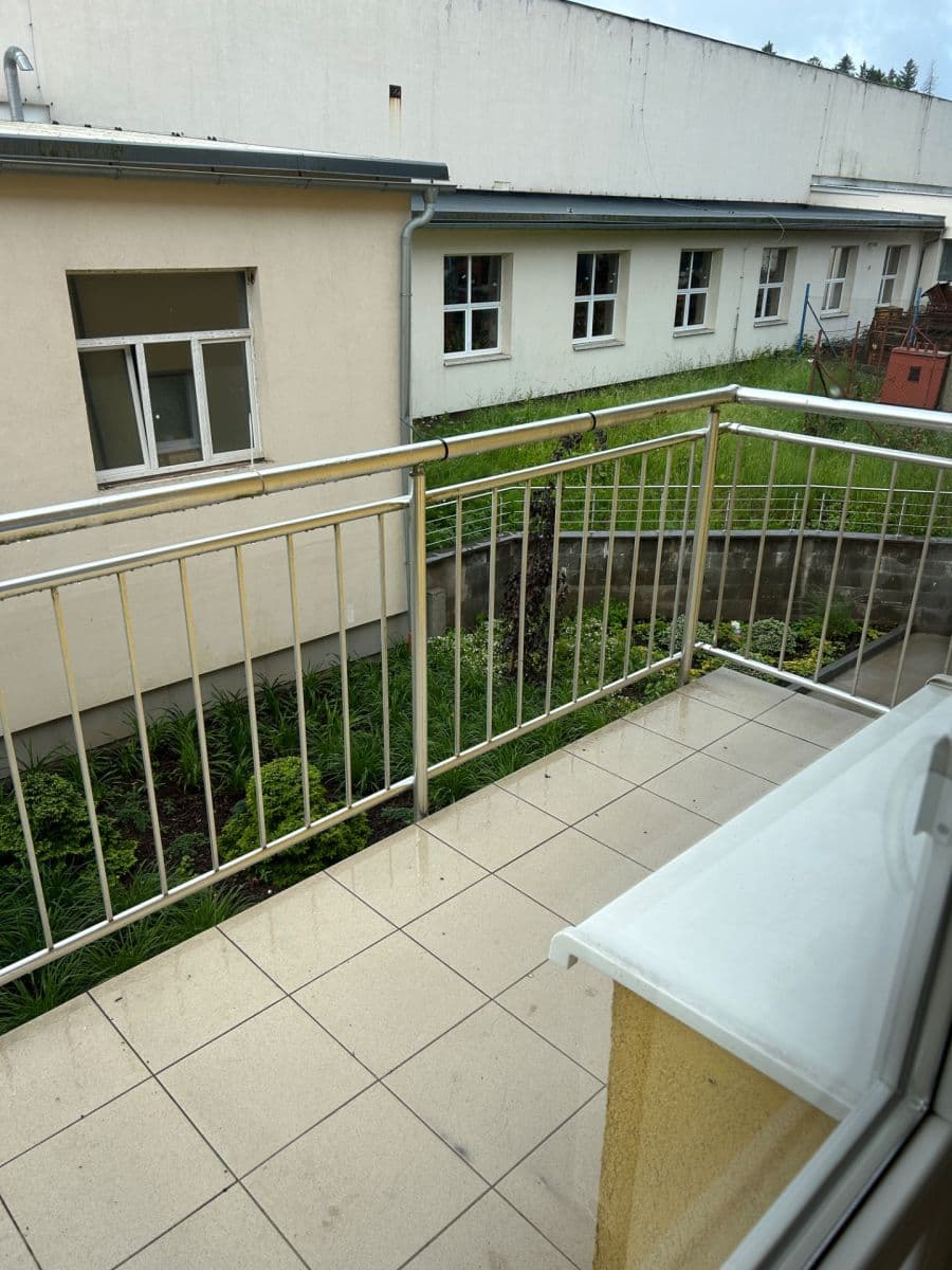 2 bedroom with open-plan kitchen flat to rent, 79 m², Krucemburk, Vysočina Region 2 bedroom with open-plan kitchen flat to rent, 79 m², Krucemburk, Vysočina Region