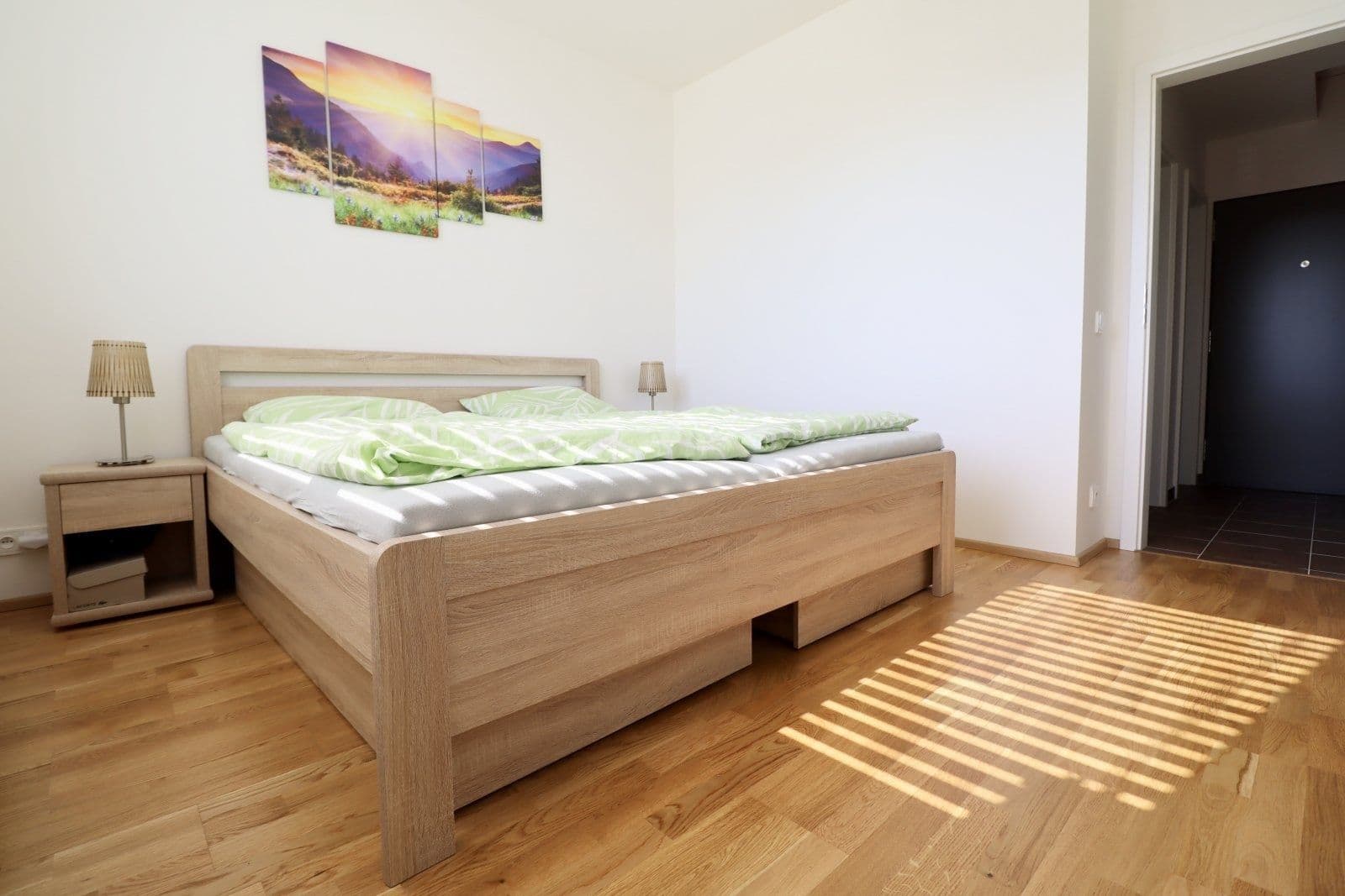 2 bedroom with open-plan kitchen flat to rent, 74 m², Škvorecká, Úvaly, Středočeský Region 2 bedroom with open-plan kitchen flat to rent, 74 m², Škvorecká, Úvaly, Středočeský Region