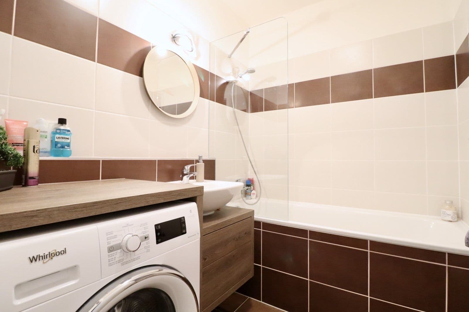 2 bedroom with open-plan kitchen flat to rent, 74 m², Škvorecká, Úvaly, Středočeský Region 2 bedroom with open-plan kitchen flat to rent, 74 m², Škvorecká, Úvaly, Středočeský Region