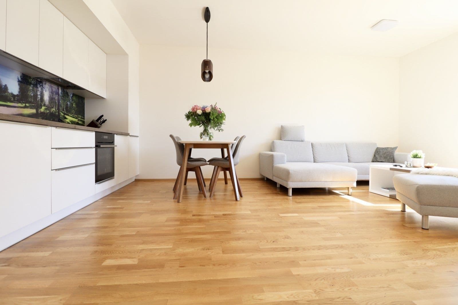 2 bedroom with open-plan kitchen flat to rent, 74 m², Škvorecká, Úvaly, Středočeský Region 2 bedroom with open-plan kitchen flat to rent, 74 m², Škvorecká, Úvaly, Středočeský Region