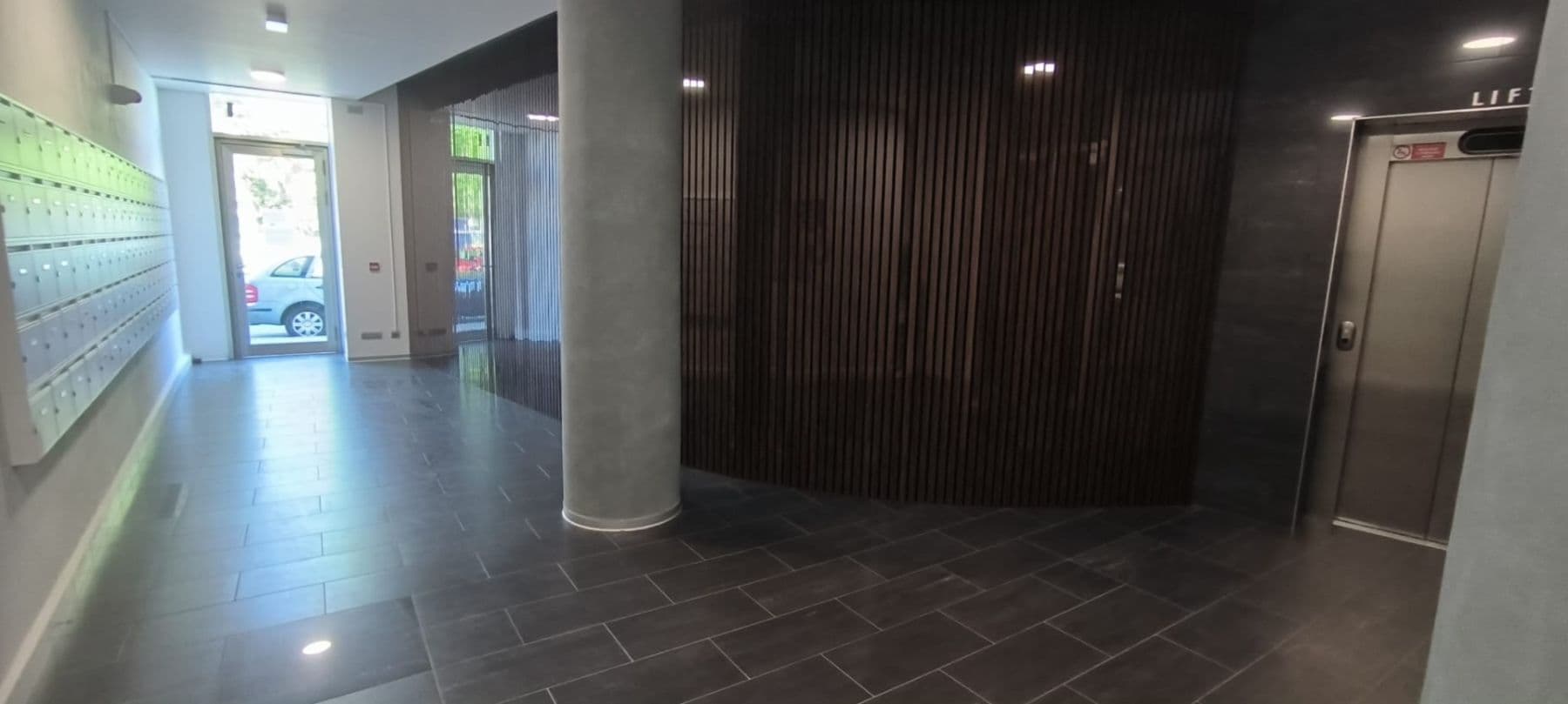 Studio flat to rent, 30 m², Suchdolské náměstí, Prague, Prague Studio flat to rent, 30 m², Suchdolské náměstí, Prague, Prague