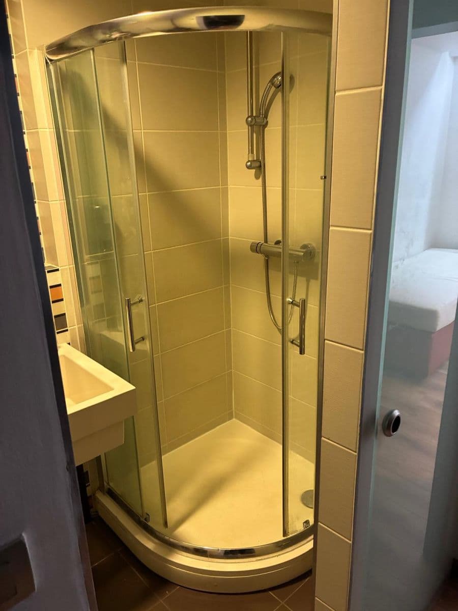 Studio flat to rent, 30 m², Suchdolské náměstí, Prague, Prague Studio flat to rent, 30 m², Suchdolské náměstí, Prague, Prague