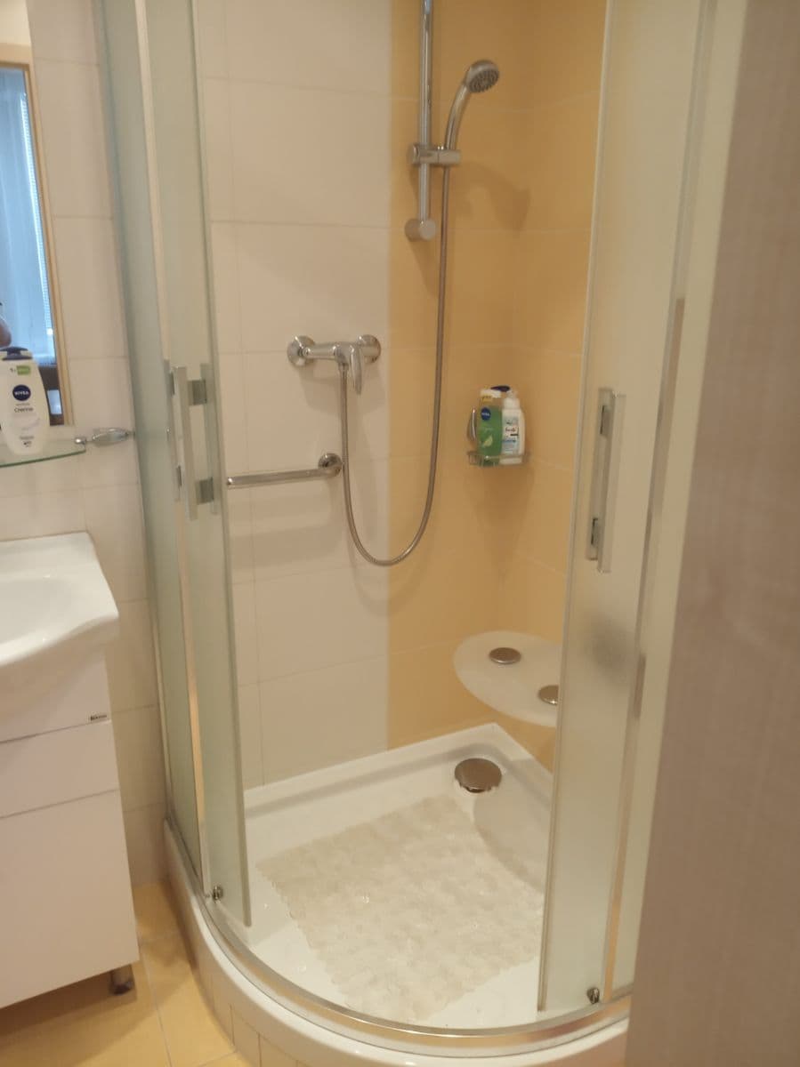 3 bedroom flat to rent, 67 m², Obránců míru, Třebíč, Vysočina Region 3 bedroom flat to rent, 67 m², Obránců míru, Třebíč, Vysočina Region