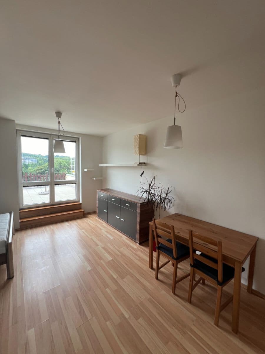 Studio flat to rent, 55 m², Pod Homolkou, Prague, Prague Studio flat to rent, 55 m², Pod Homolkou, Prague, Prague