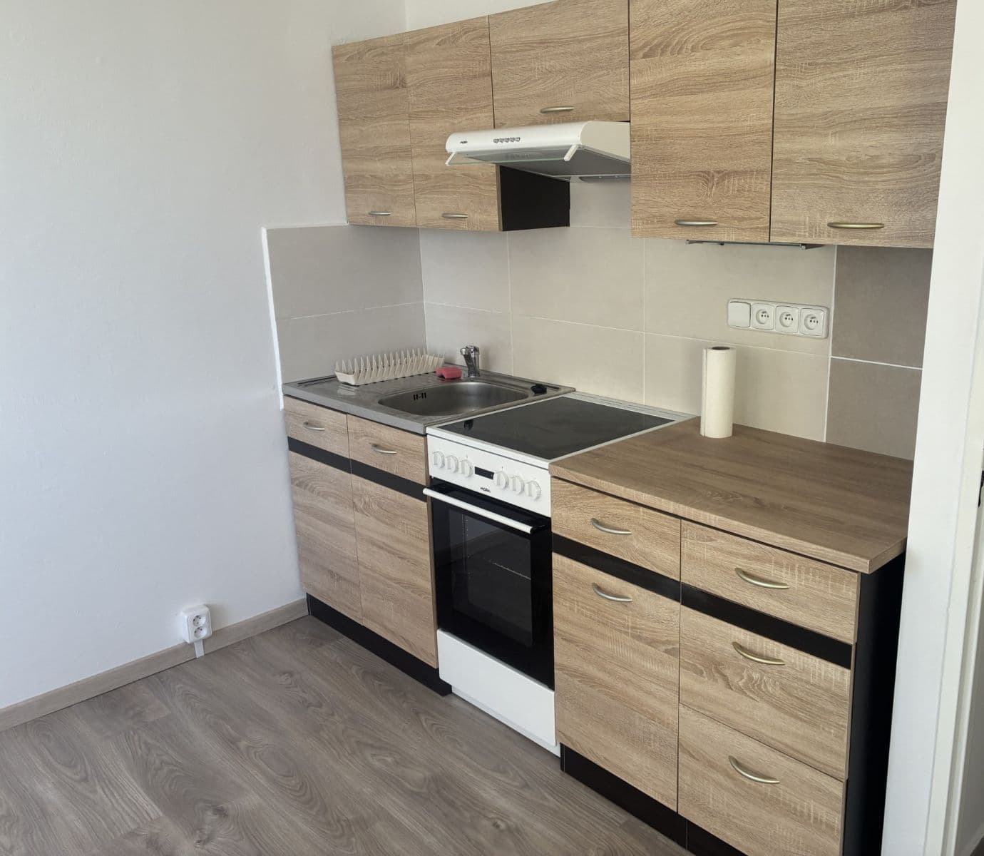 1 bedroom with open-plan kitchen flat to rent, 35 m², Zahradní, Bohušovice nad Ohří, Ústecký Region 1 bedroom with open-plan kitchen flat to rent, 35 m², Zahradní, Bohušovice nad Ohří, Ústecký Region