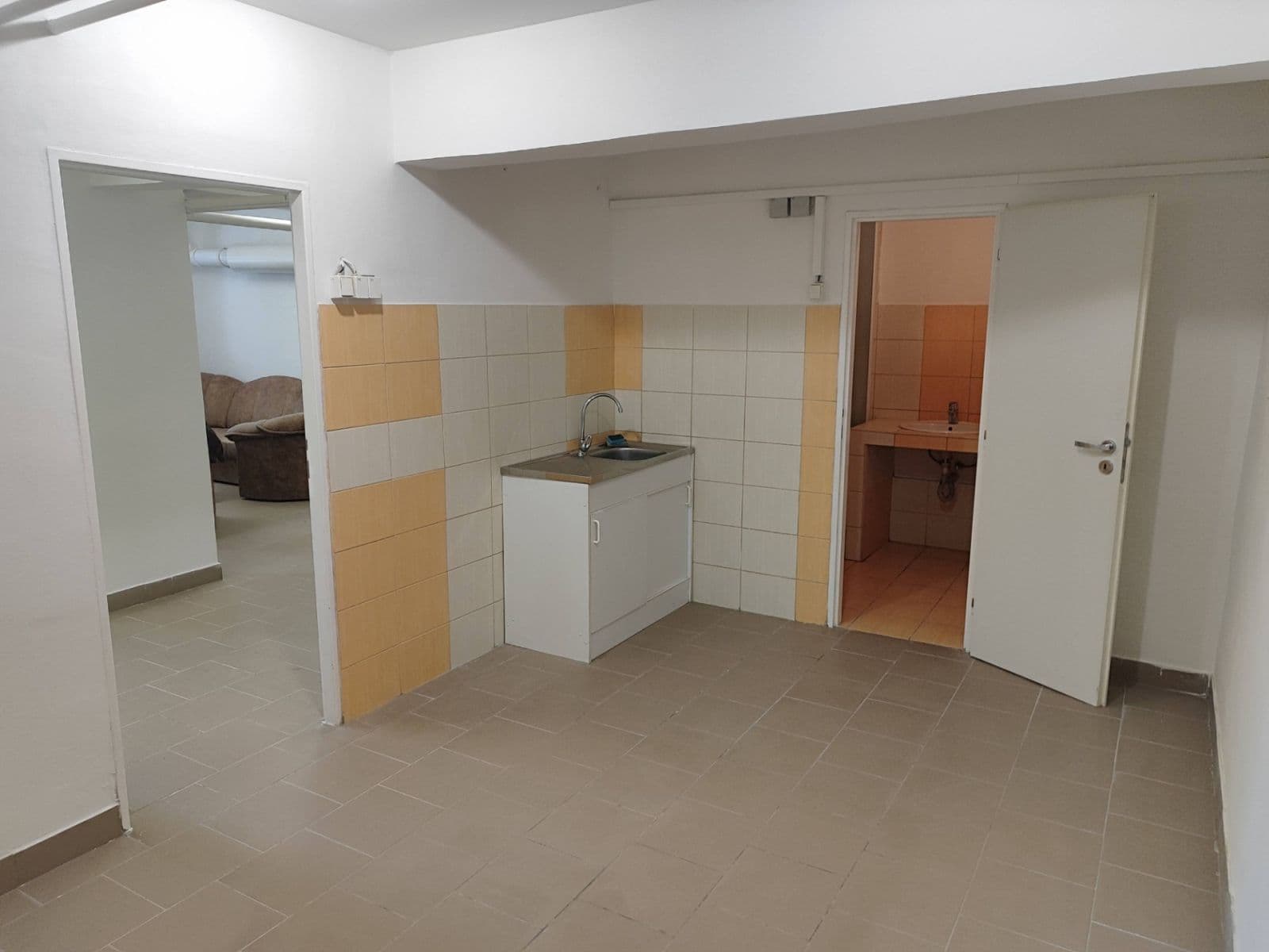 1 bedroom with open-plan kitchen flat to rent, 60 m², Švabinského, Valašské Meziříčí, Zlínský Region 1 bedroom with open-plan kitchen flat to rent, 60 m², Švabinského, Valašské Meziříčí, Zlínský Region