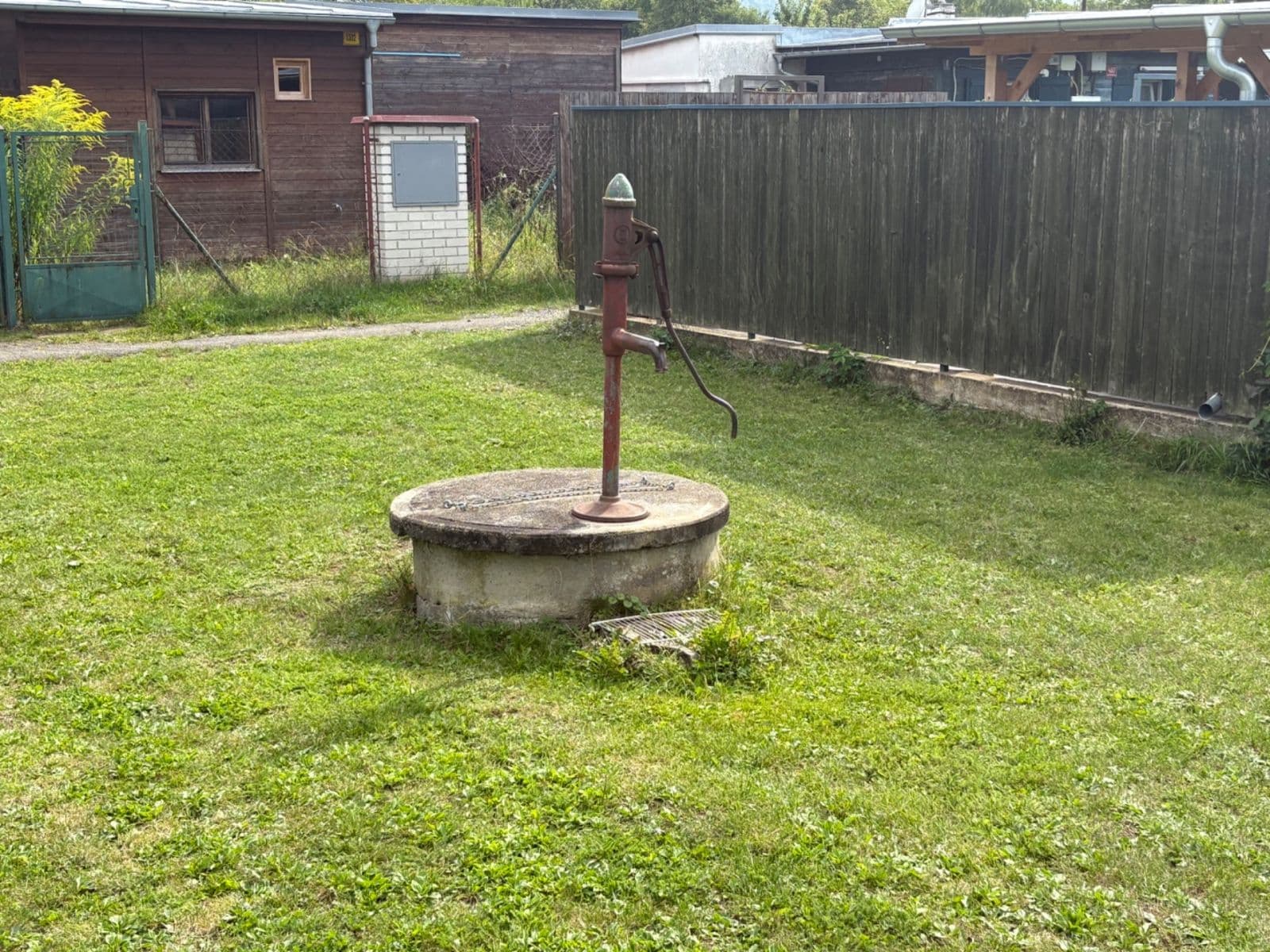 recreational property for sale, 30 m², Jedličkovy Lázně, Černošice, Středočeský Region recreational property for sale, 30 m², Jedličkovy Lázně, Černošice, Středočeský Region