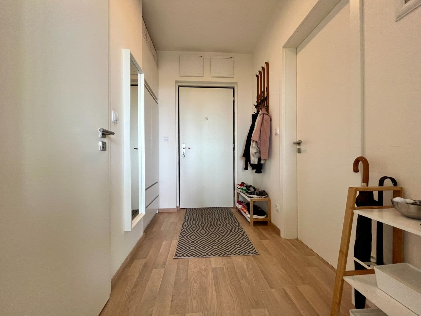 1 bedroom with open-plan kitchen flat to rent, 54 m², Olgy Havlové, Prague, Prague 1 bedroom with open-plan kitchen flat to rent, 54 m², Olgy Havlové, Prague, Prague