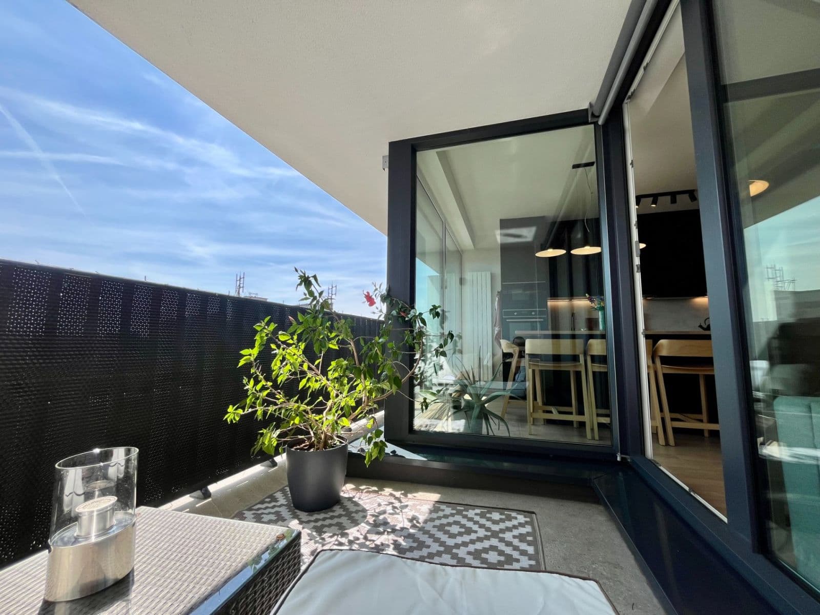1 bedroom with open-plan kitchen flat to rent, 54 m², Olgy Havlové, Prague, Prague 1 bedroom with open-plan kitchen flat to rent, 54 m², Olgy Havlové, Prague, Prague