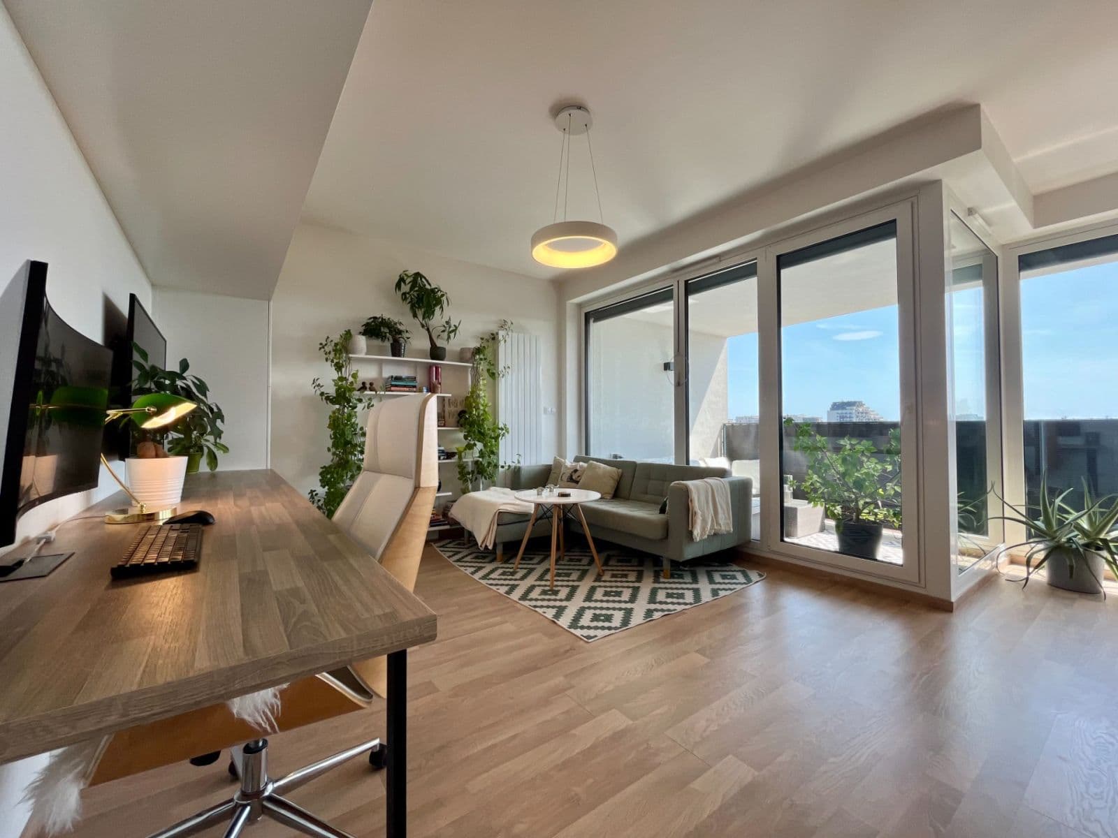 1 bedroom with open-plan kitchen flat to rent, 54 m², Olgy Havlové, Prague, Prague 1 bedroom with open-plan kitchen flat to rent, 54 m², Olgy Havlové, Prague, Prague
