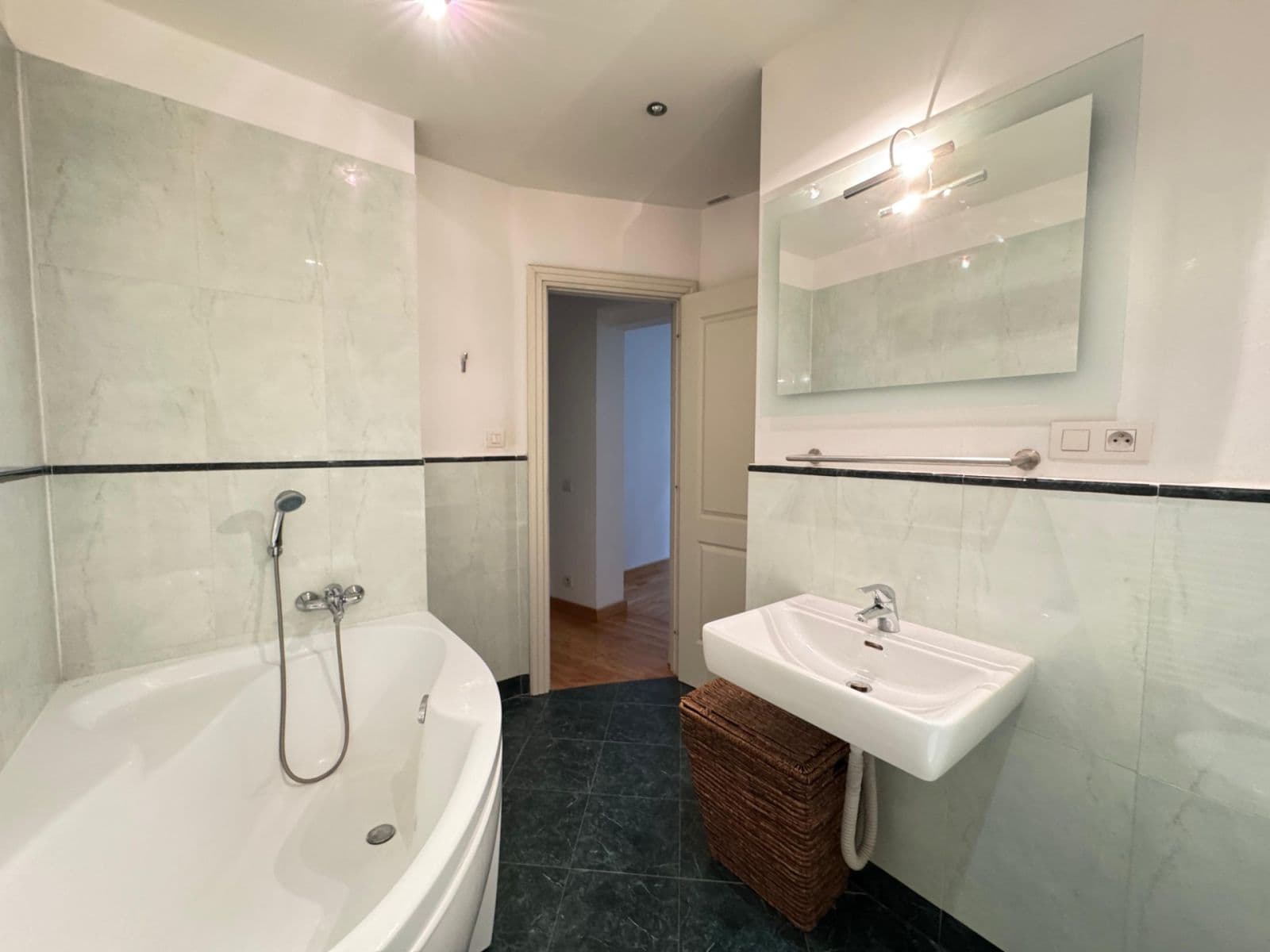 2 bedroom with open-plan kitchen flat for sale, 75 m², Petrská, Prague, Prague 2 bedroom with open-plan kitchen flat for sale, 75 m², Petrská, Prague, Prague