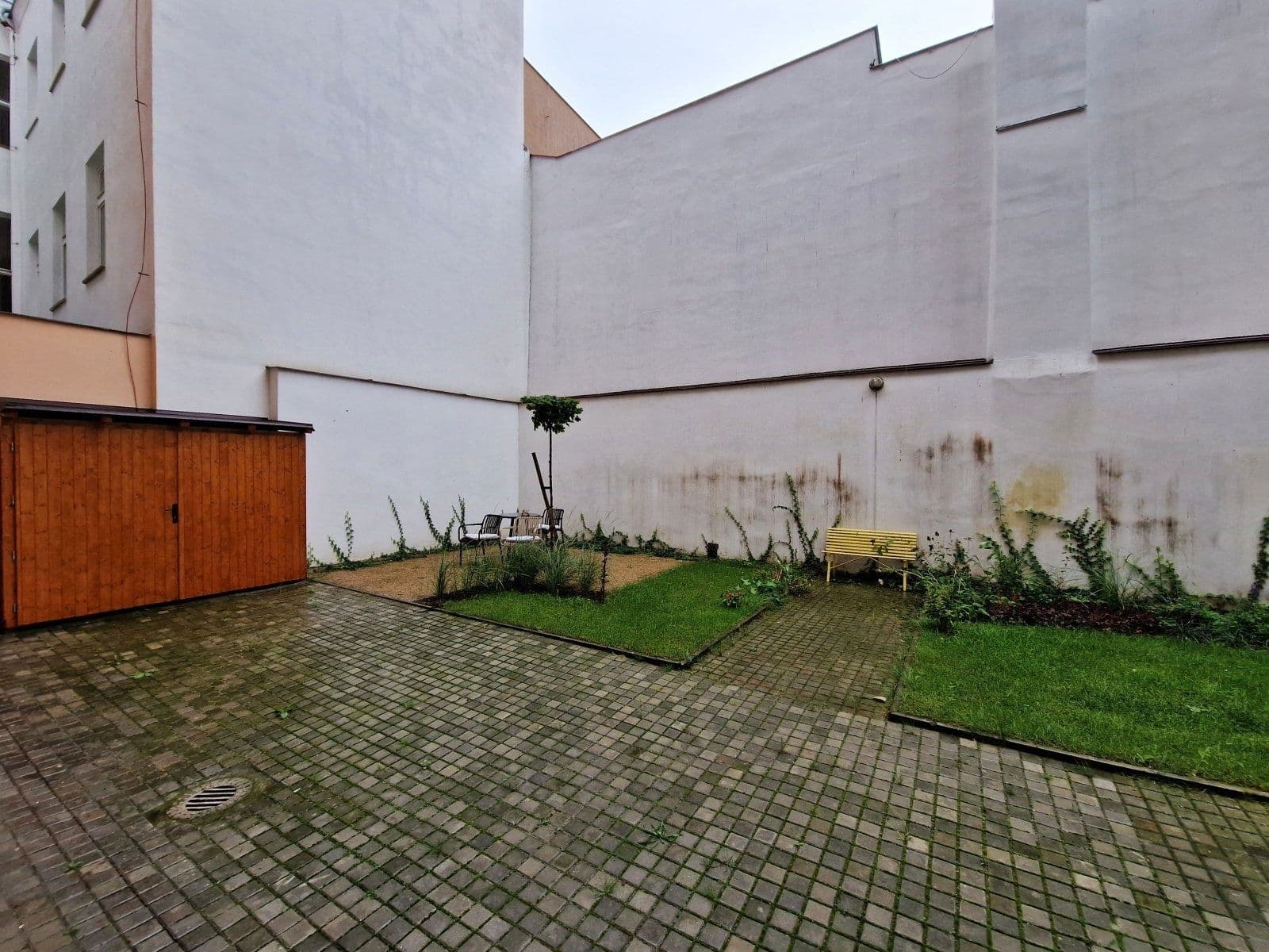 2 bedroom with open-plan kitchen flat to rent, 75 m², Křižíkova, Prague, Prague 2 bedroom with open-plan kitchen flat to rent, 75 m², Křižíkova, Prague, Prague