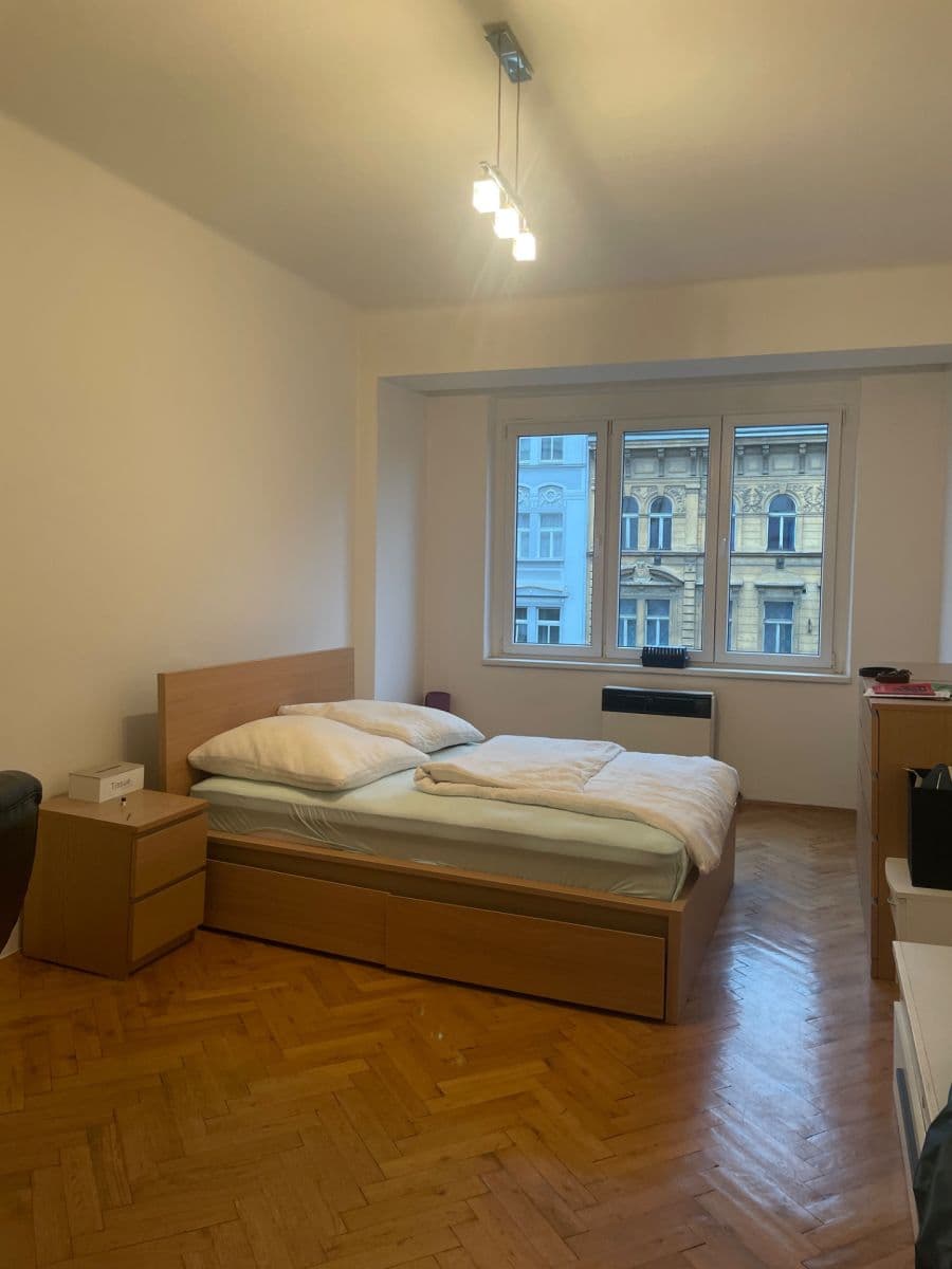 1 bedroom with open-plan kitchen flat to rent, 54 m², 28. pluku, Prague, Prague 1 bedroom with open-plan kitchen flat to rent, 54 m², 28. pluku, Prague, Prague