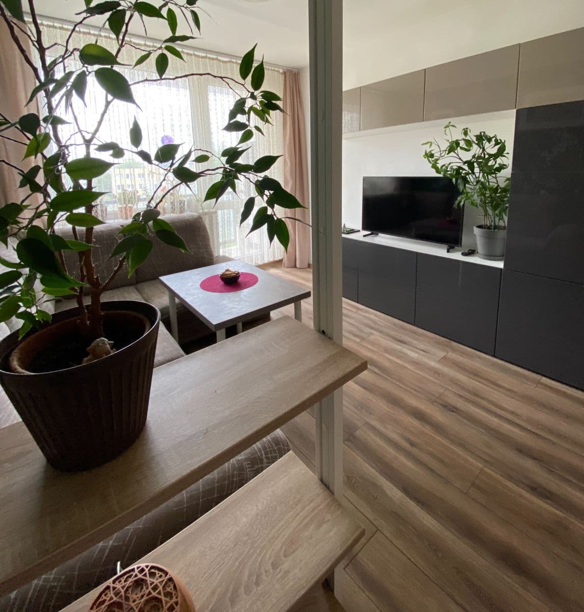 3 bedroom with open-plan kitchen flat for sale, 76 m², Střelničná, Prague, Prague 3 bedroom with open-plan kitchen flat for sale, 76 m², Střelničná, Prague, Prague