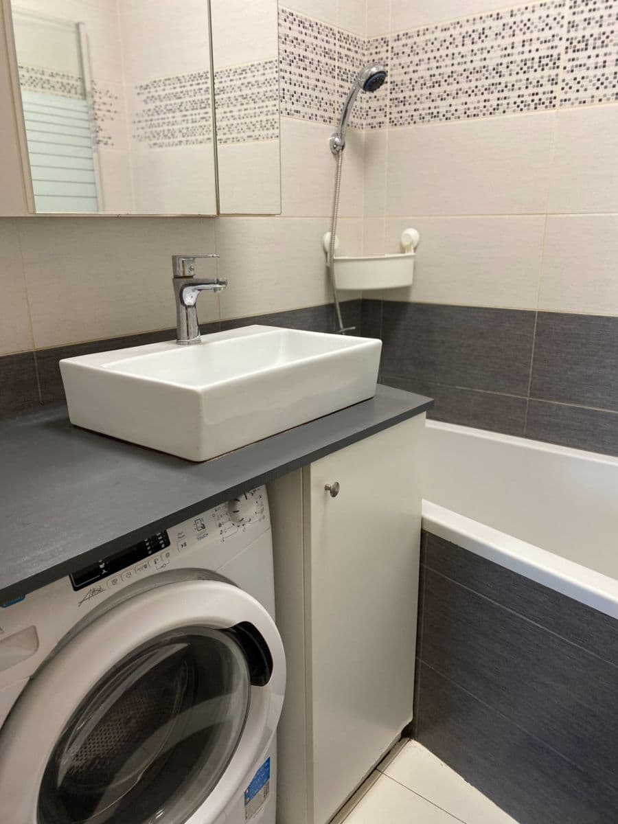 3 bedroom with open-plan kitchen flat for sale, 76 m², Střelničná, Prague, Prague 3 bedroom with open-plan kitchen flat for sale, 76 m², Střelničná, Prague, Prague