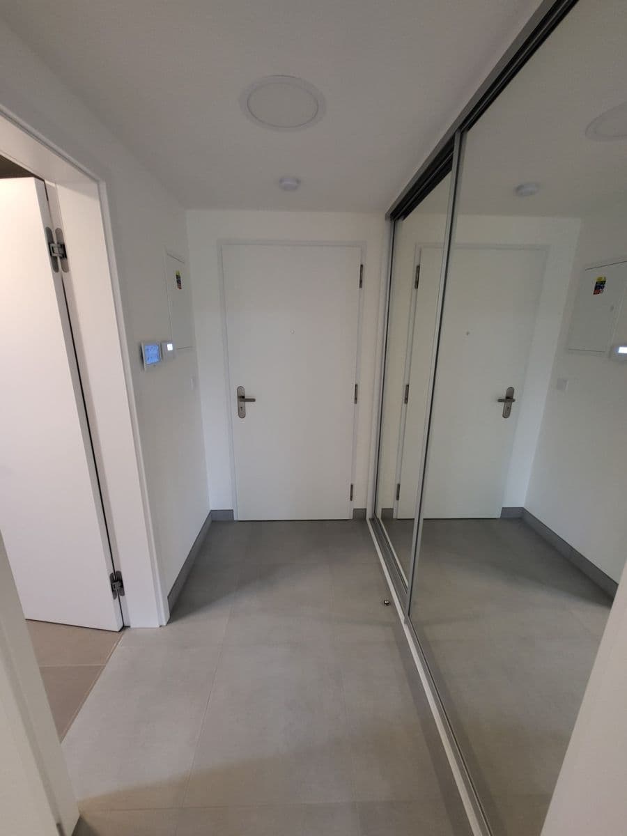 1 bedroom with open-plan kitchen flat to rent, 48 m², Podbělová, Prague, Prague 1 bedroom with open-plan kitchen flat to rent, 48 m², Podbělová, Prague, Prague