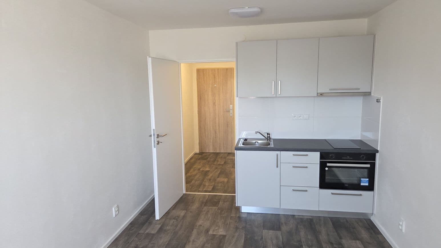 Studio flat to rent, 22 m², Paličkova, Ostrava, Moravskoslezský Region Studio flat to rent, 22 m², Paličkova, Ostrava, Moravskoslezský Region