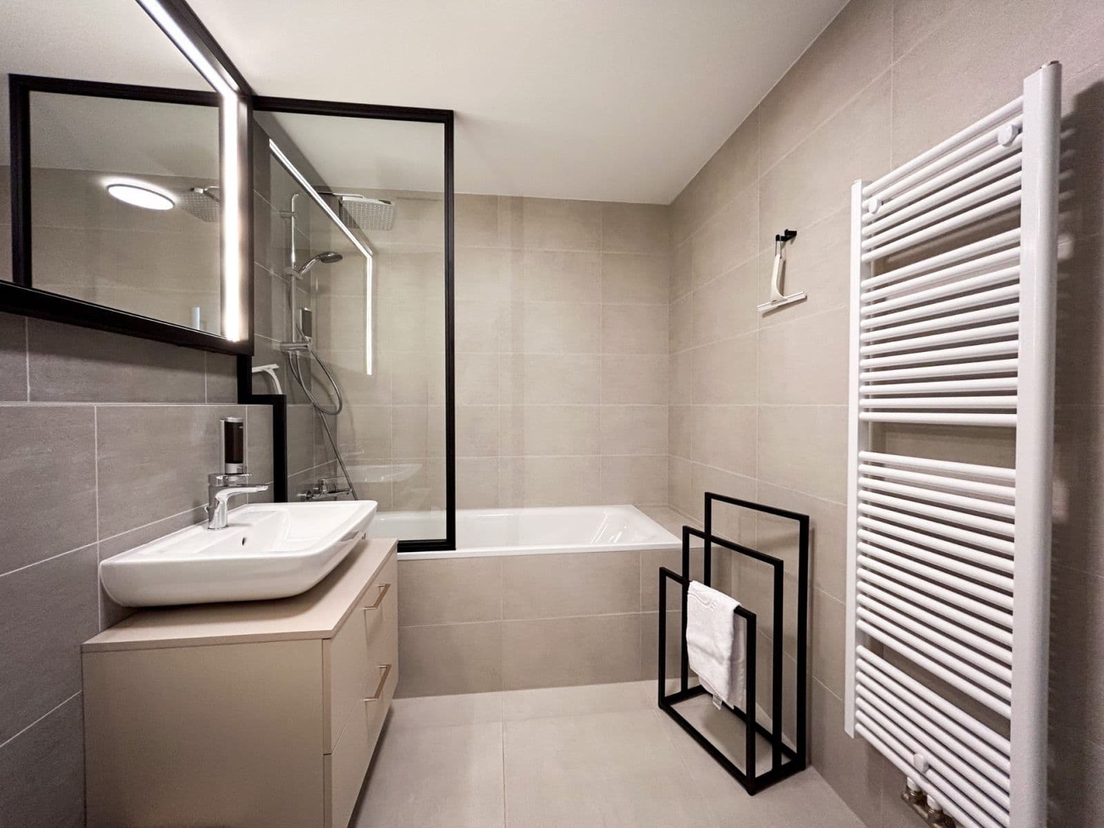 Studio flat to rent, 32 m², Olgy Havlové, Prague, Prague Studio flat to rent, 32 m², Olgy Havlové, Prague, Prague