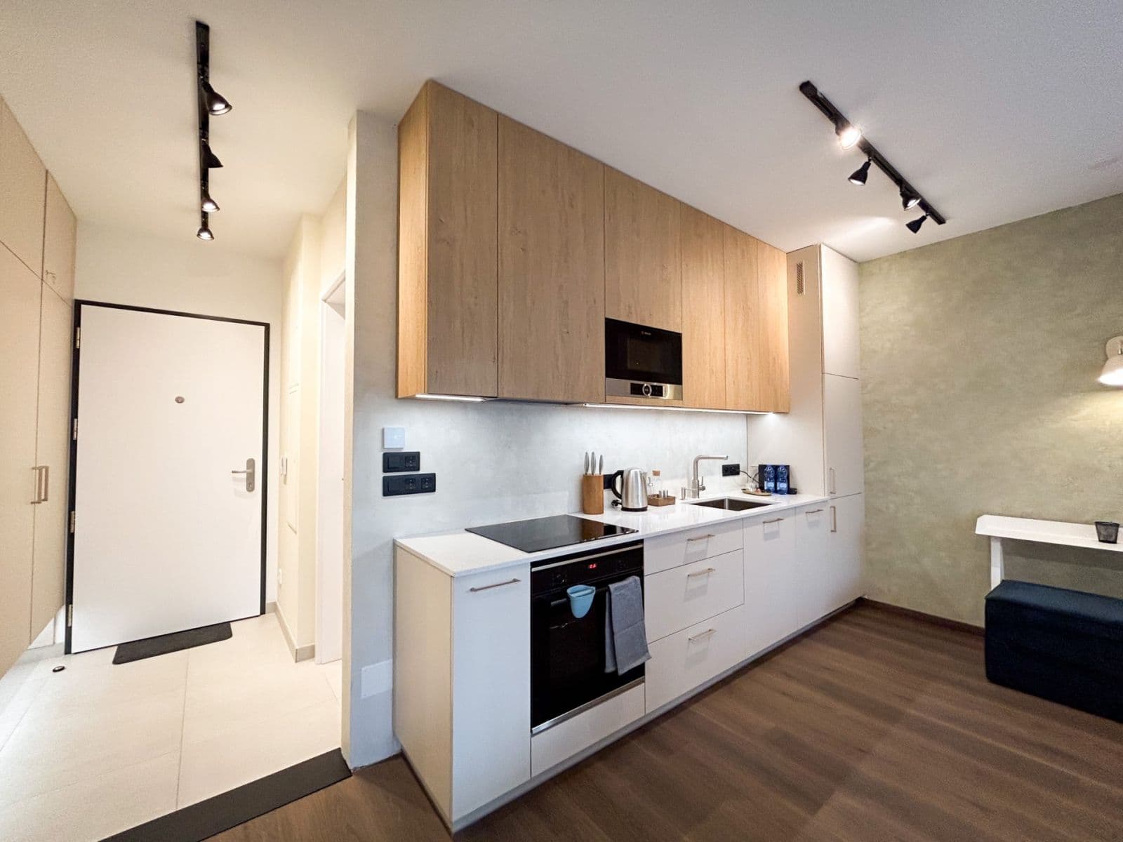 Studio flat to rent, 32 m², Olgy Havlové, Prague, Prague Studio flat to rent, 32 m², Olgy Havlové, Prague, Prague