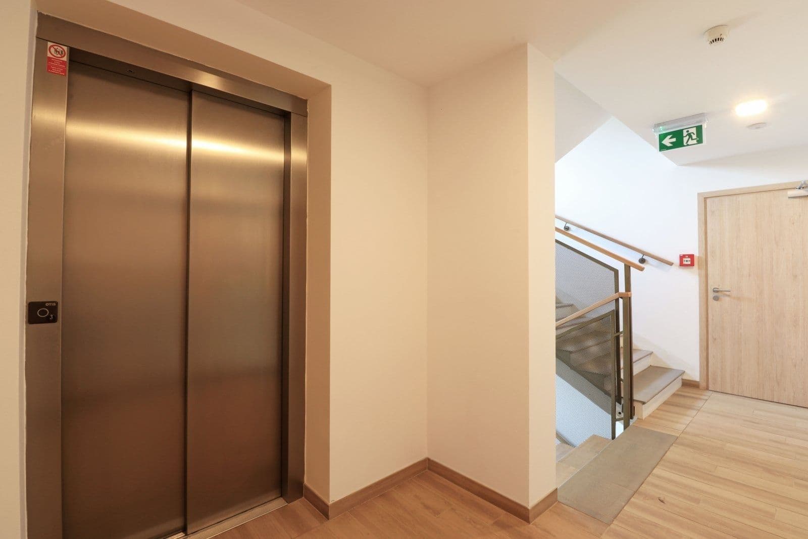 Studio flat to rent, 37 m², Lázeňská, Slaný, Středočeský Region Studio flat to rent, 37 m², Lázeňská, Slaný, Středočeský Region