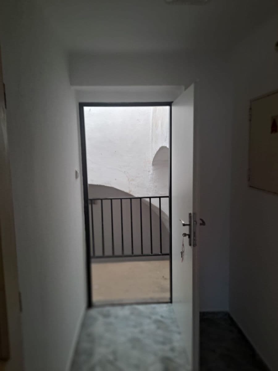 Studio flat to rent, 30 m², Husova, Třeboň, Jihočeský Region Studio flat to rent, 30 m², Husova, Třeboň, Jihočeský Region