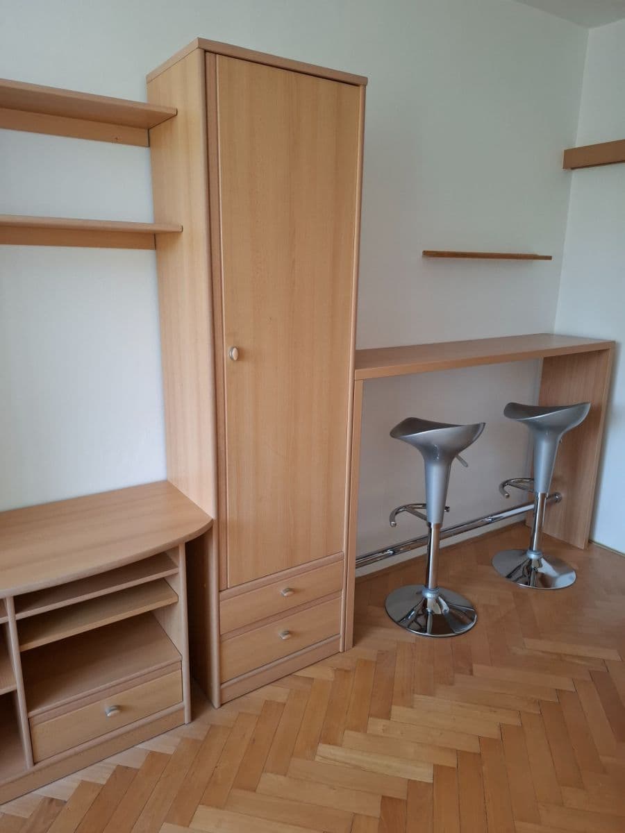 Studio flat to rent, 28 m², Palackého třída, Brno, Jihomoravský Region Studio flat to rent, 28 m², Palackého třída, Brno, Jihomoravský Region