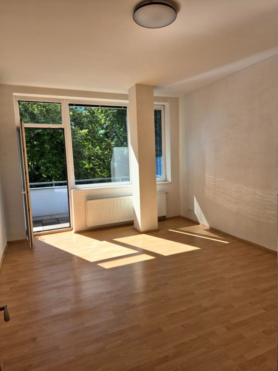 Studio flat to rent, 33 m², Kudrnova, Prague, Prague Studio flat to rent, 33 m², Kudrnova, Prague, Prague