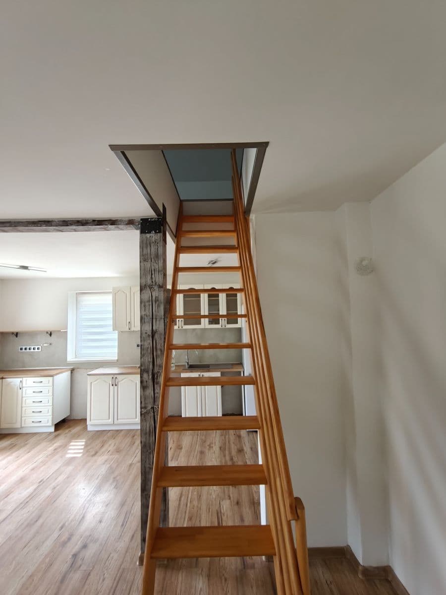 2 bedroom with open-plan kitchen flat to rent, 90 m², U Šamotky, Liberec, Liberecký Region 2 bedroom with open-plan kitchen flat to rent, 90 m², U Šamotky, Liberec, Liberecký Region