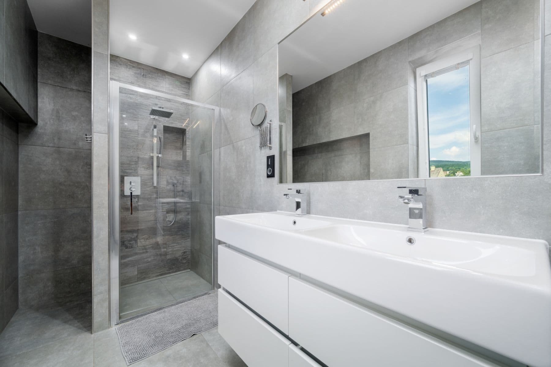 2 bedroom with open-plan kitchen flat for sale, 96 m², Na Valech, Liberec, Liberecký Region 2 bedroom with open-plan kitchen flat for sale, 96 m², Na Valech, Liberec, Liberecký Region