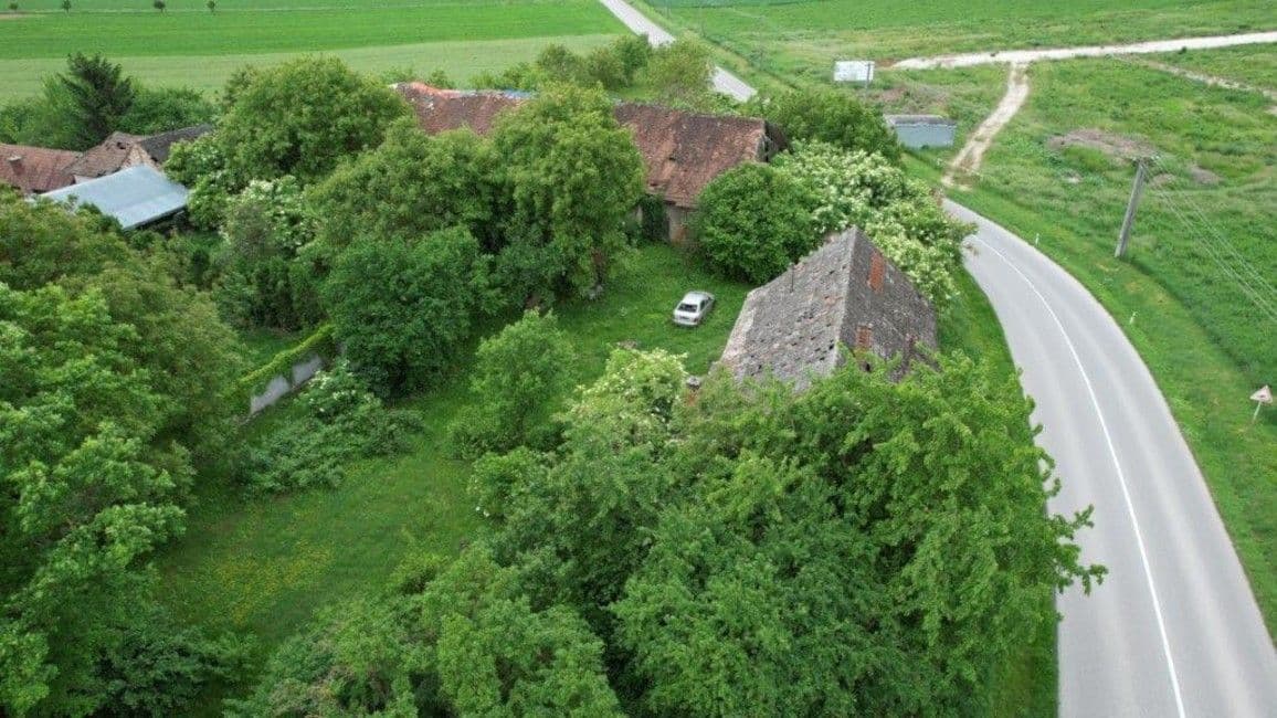 plot for sale, 1,030 m², Bánovce nad Bebravou, Trenčiansky Region plot for sale, 1,030 m², Bánovce nad Bebravou, Trenčiansky Region