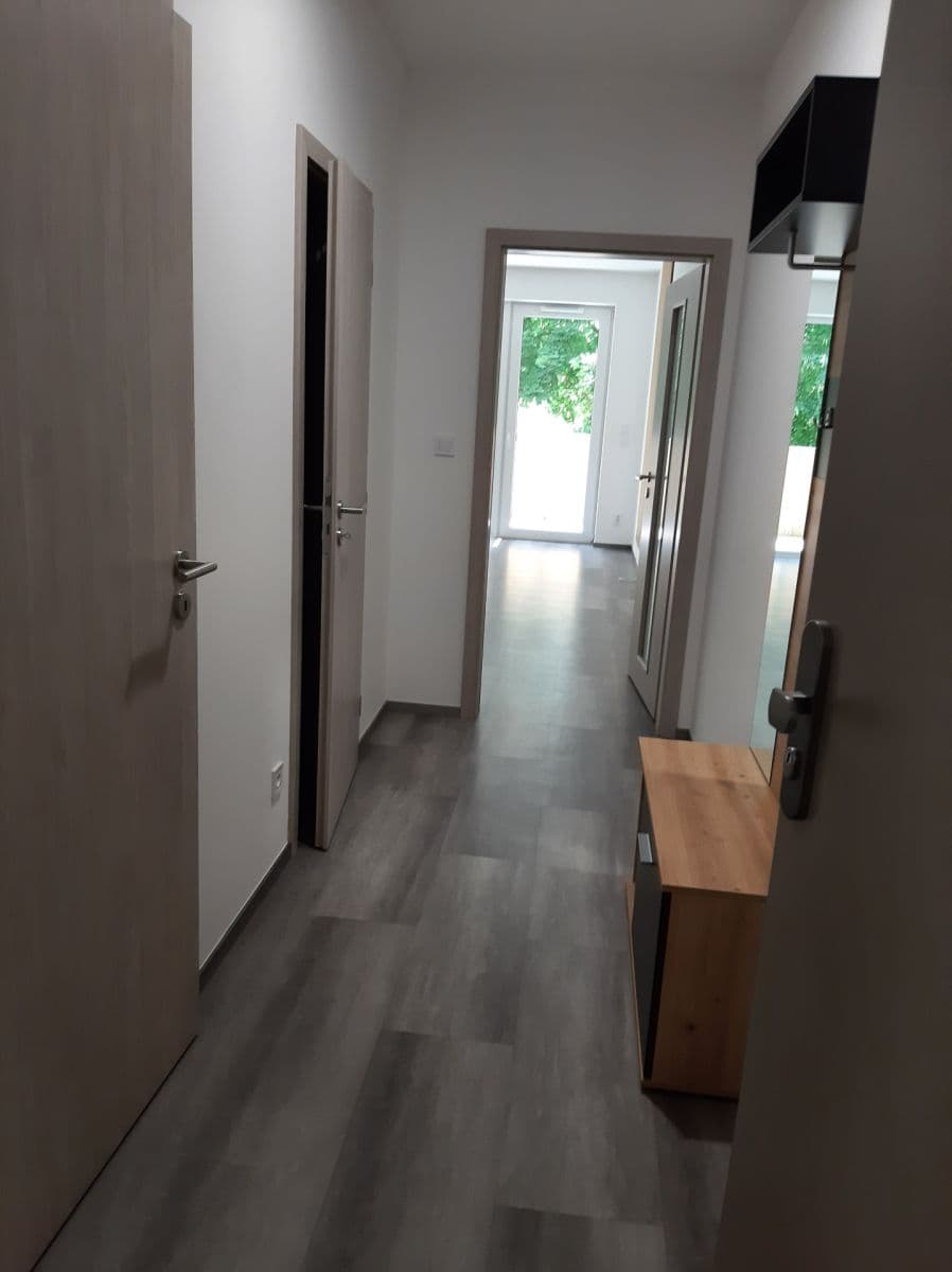 Studio flat to rent, 32 m², Frištenského, Olomouc, Olomoucký Region Studio flat to rent, 32 m², Frištenského, Olomouc, Olomoucký Region
