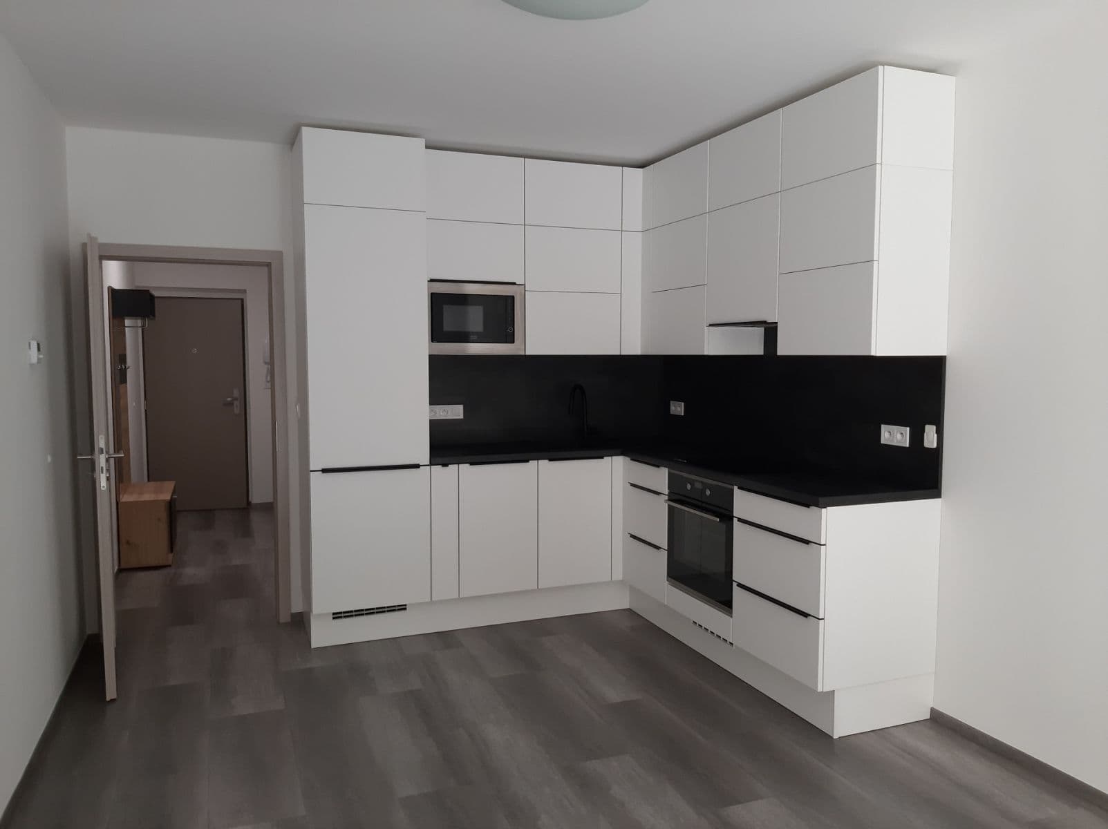 Studio flat to rent, 32 m², Frištenského, Olomouc, Olomoucký Region Studio flat to rent, 32 m², Frištenského, Olomouc, Olomoucký Region